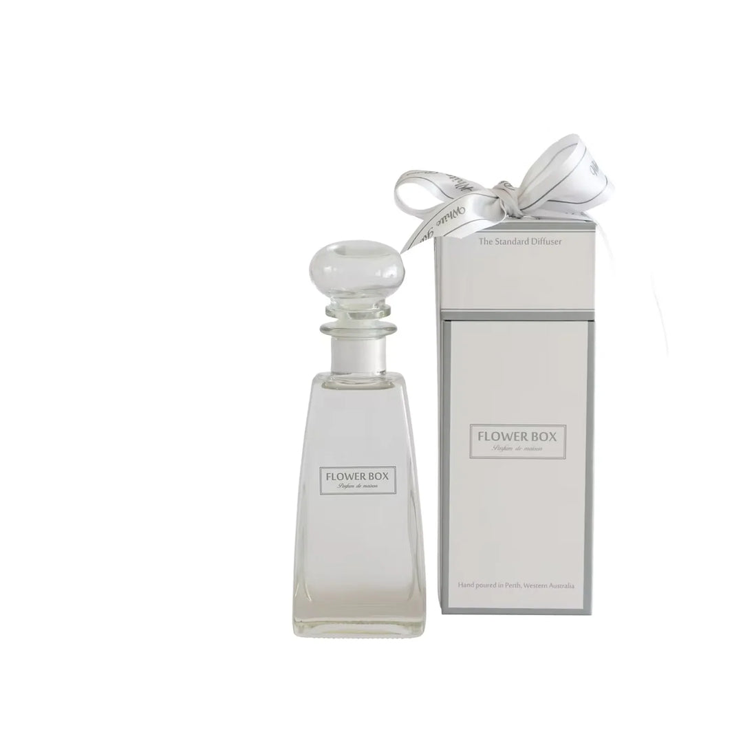 Flower Box | Standard Diffuser 4 months | White Roses & Oud