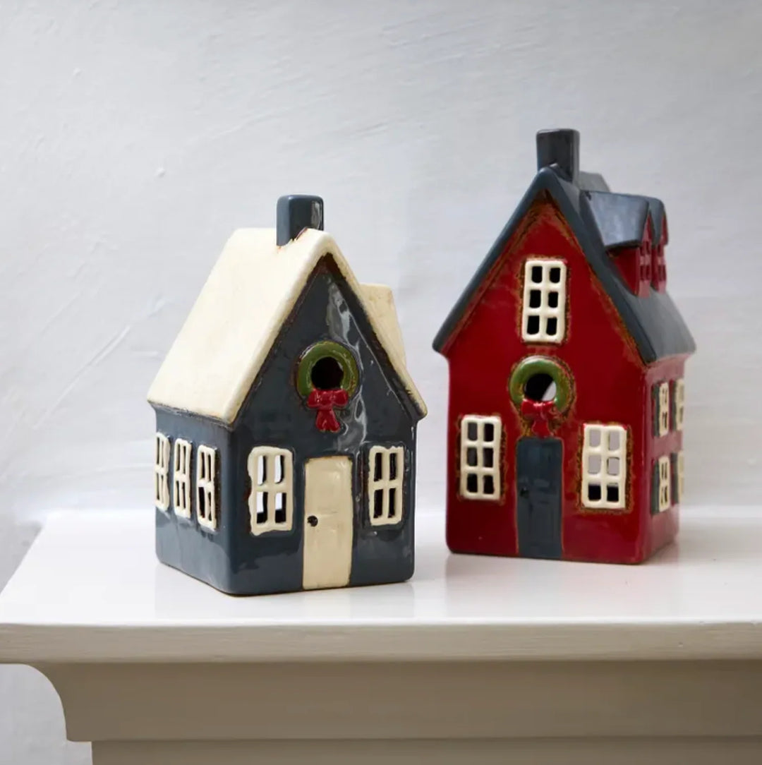 Alsace Tealight Ceramic Cottage | Red with Wreath