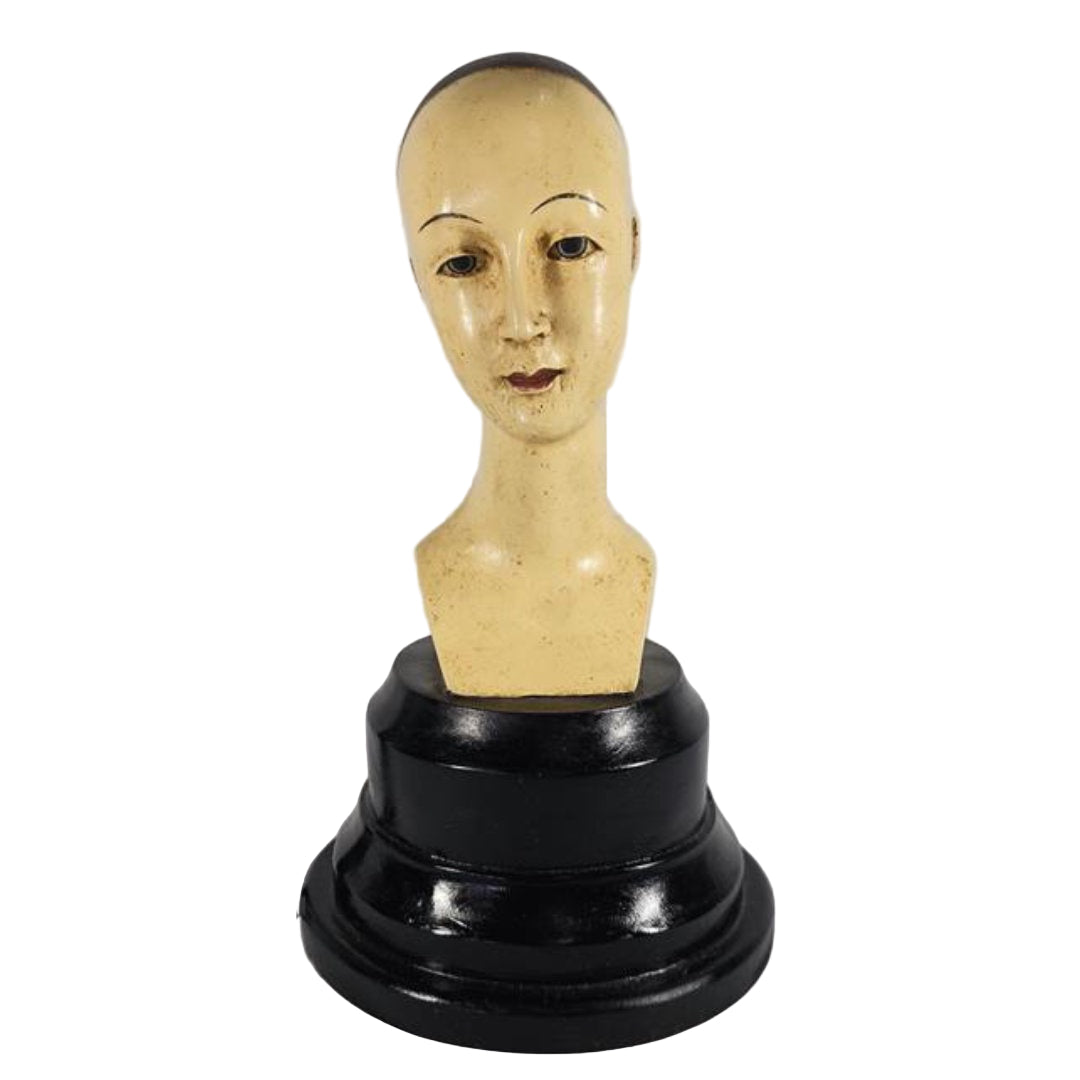 Cataline Figurine on Stand