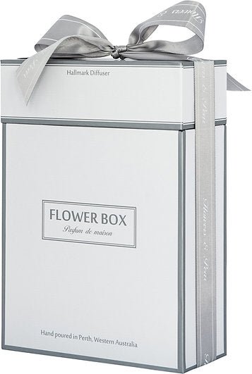 Flower Box | Hallmark Diffuser 12 months | Magnolia & Green Leaves - Suzie Anderson Home