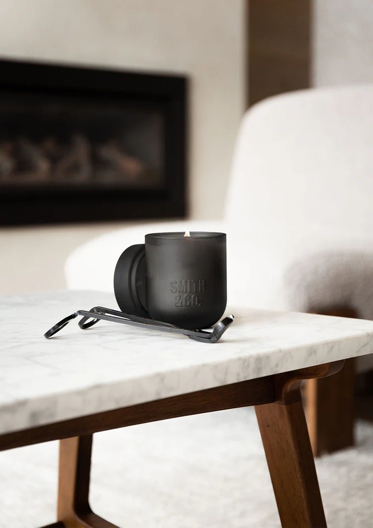 Smith & Co Candle | Tabac & Cedarwood - Suzie Anderson Home
