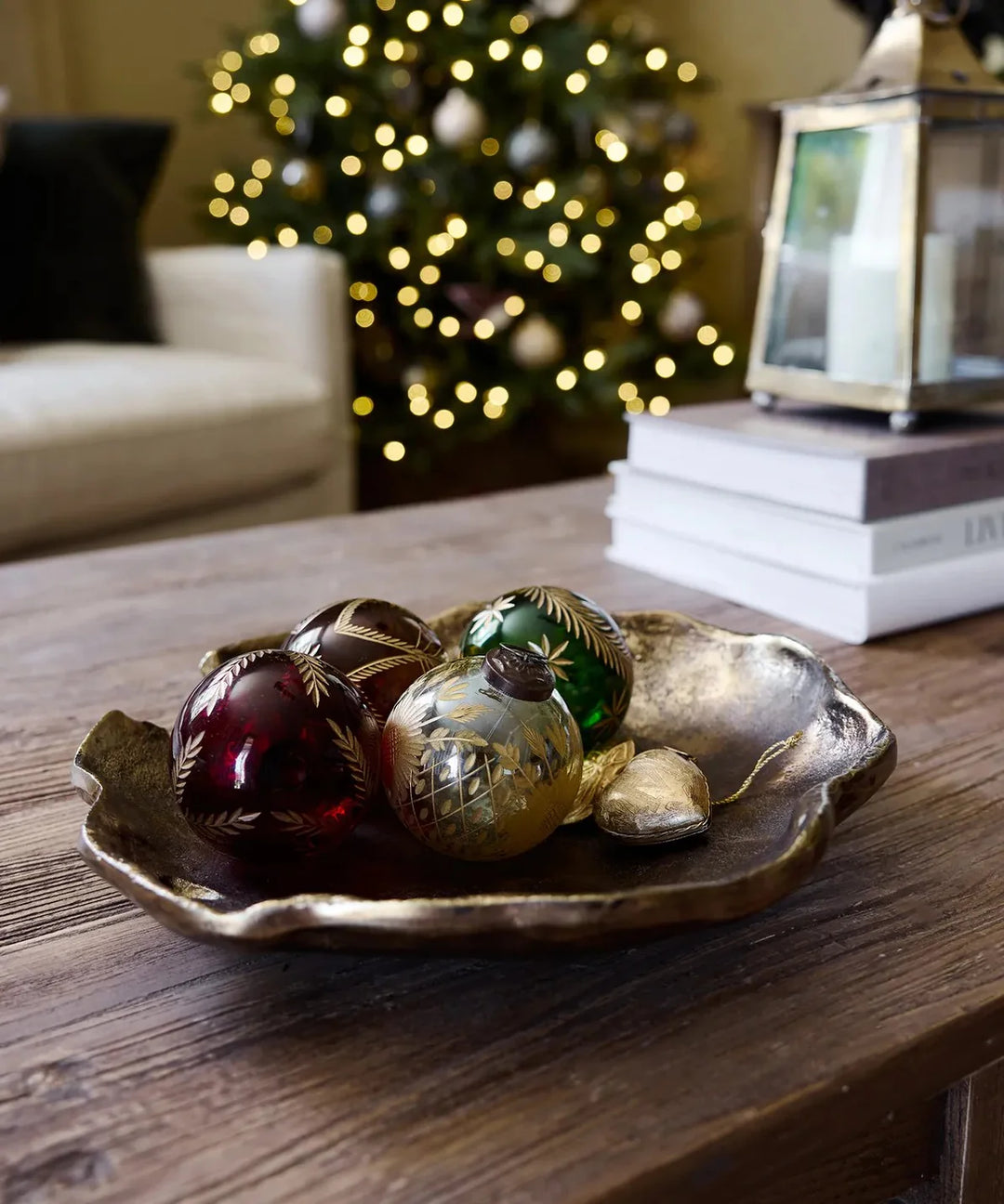 Amina Glass Amber/Gold Bauble