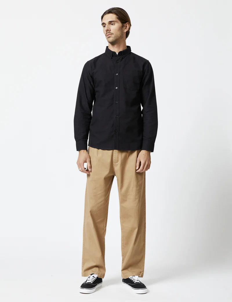 Simple | Men’s Oxford Long Sleeve Shirt | Black