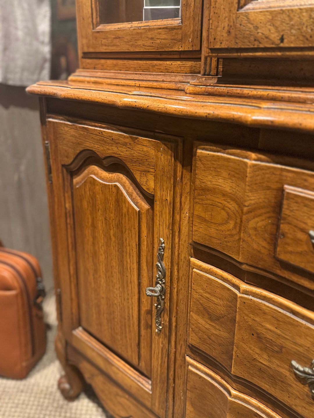 ESTATE | Thomasville American Oak Vintage Credenza and Hutch | As Is Condition