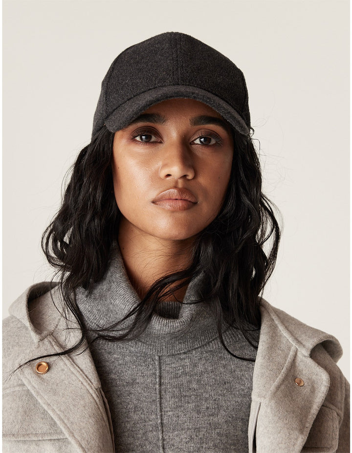 Cable | Wool Cashmere Cap | Charcoal