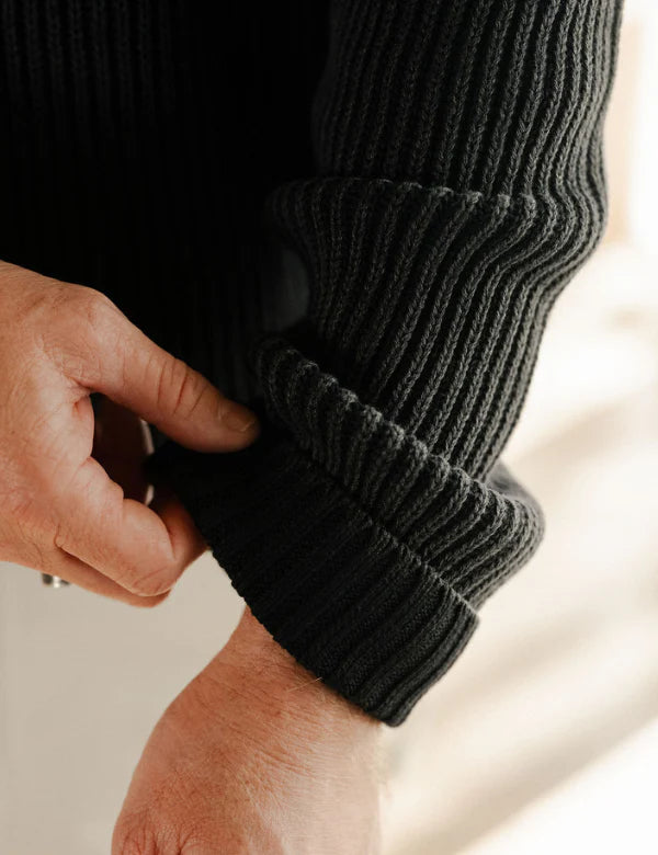 Simple | Fisher Knit | Black