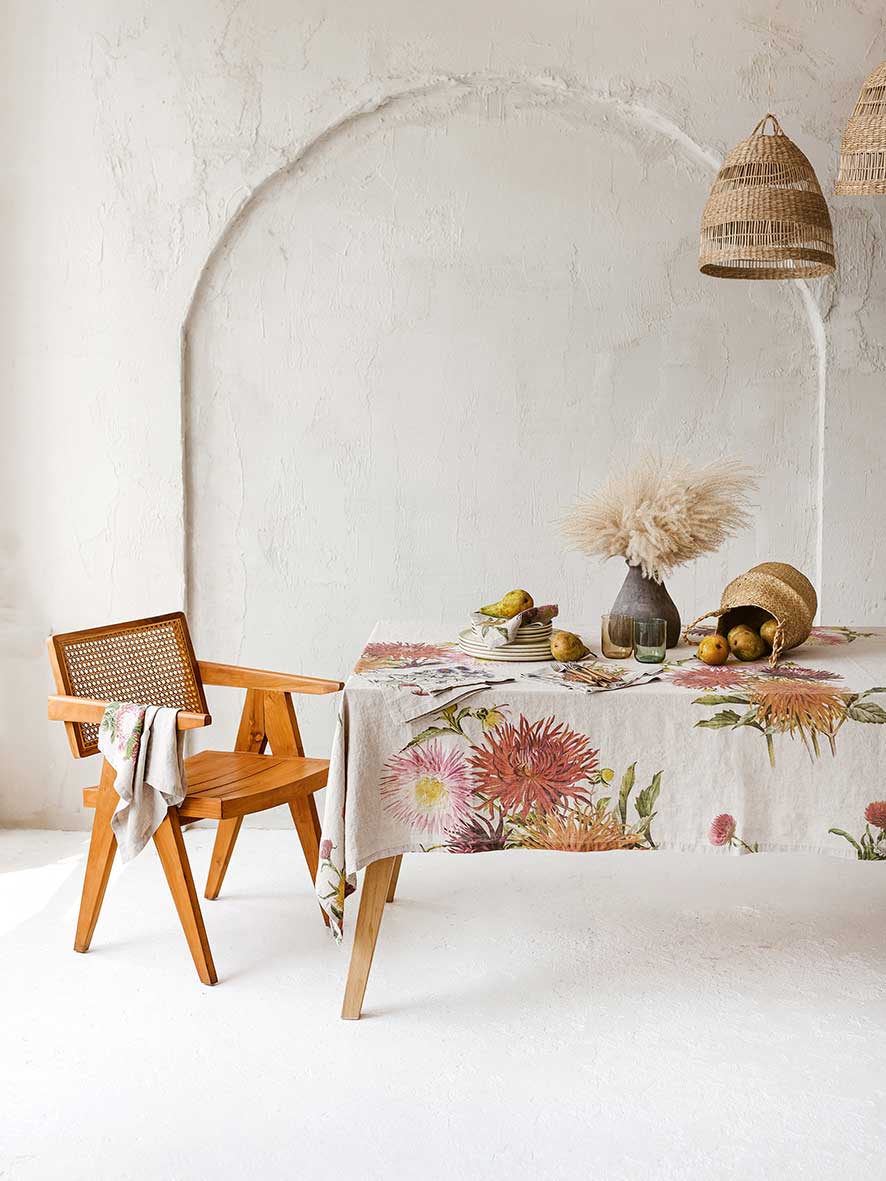Country Flowers Linen Tablecloth | 170 x 250cm