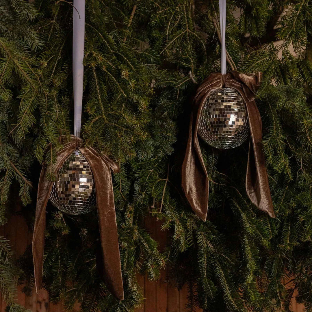 Mocha Velvet Christmas Bow | Large