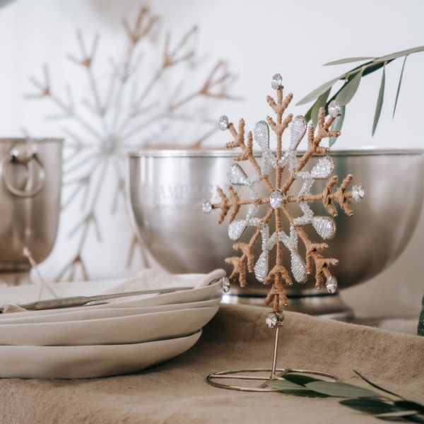 Lucia Snowflake in Stand | 24cm