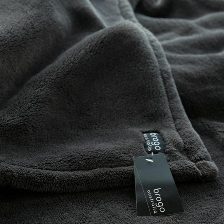 Brogo Bemboka Supersoft Micro Mink Throw | Charcoal