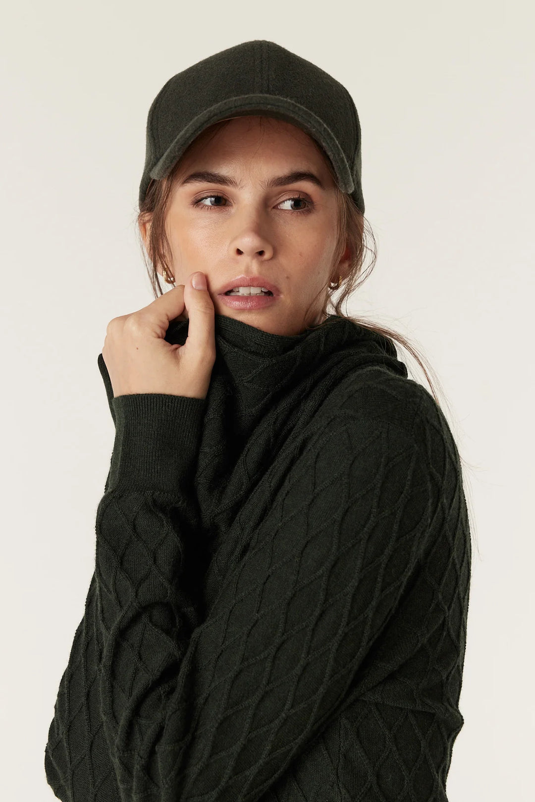 Cable | Hampden Merino Snood | Moss