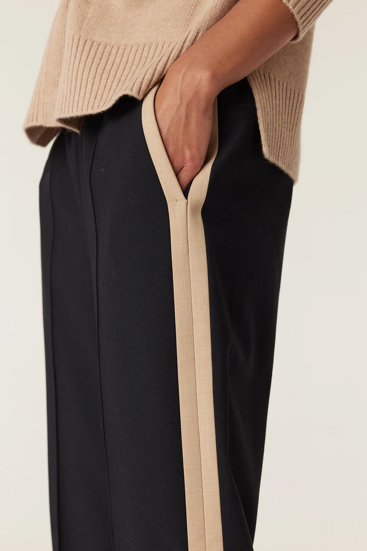 Cable | Leah Pant | Navy