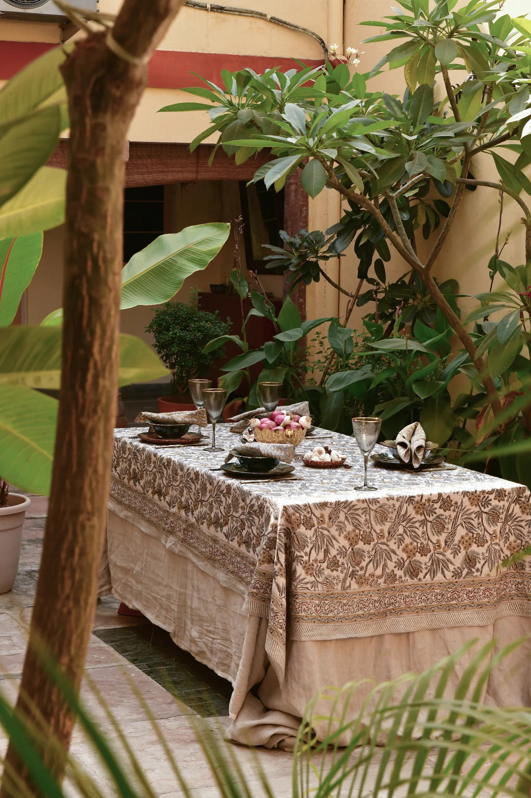Parrot Linen Tablecloth | Rust | 170 x 270cm