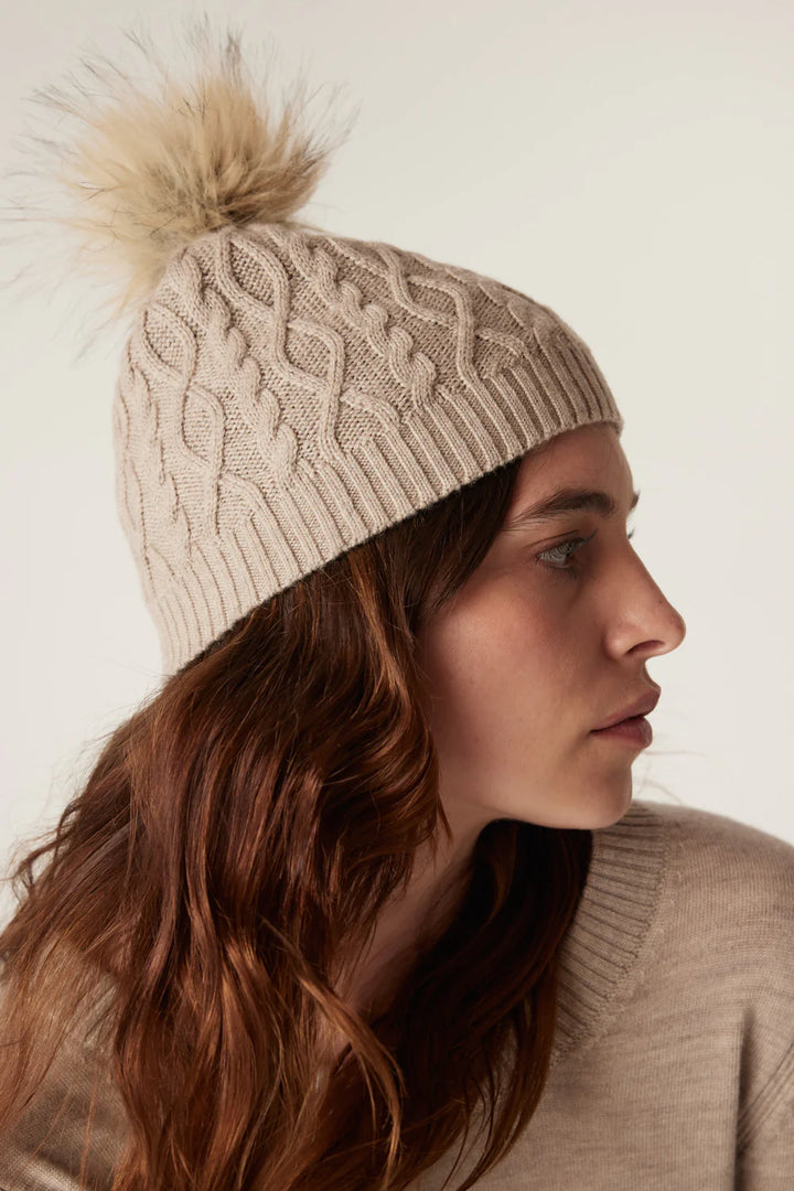 Cable | Merino Beanie | Pebble