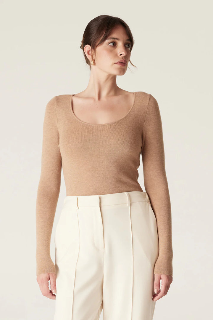 Cable | Superfine Merino Scoop | Camel