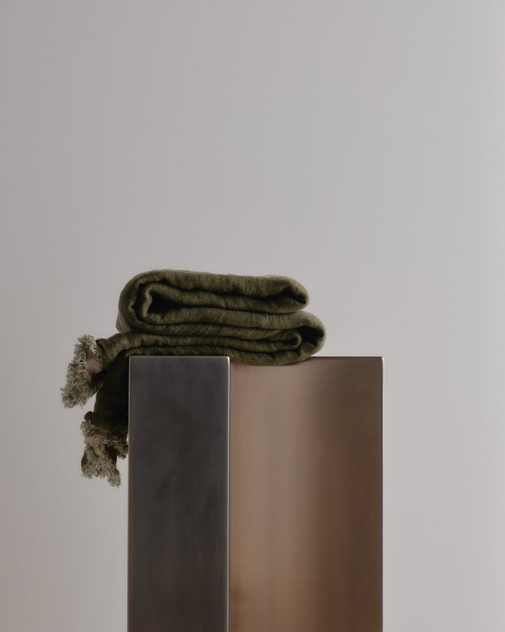 Crush Double Throw | Armee/Sable