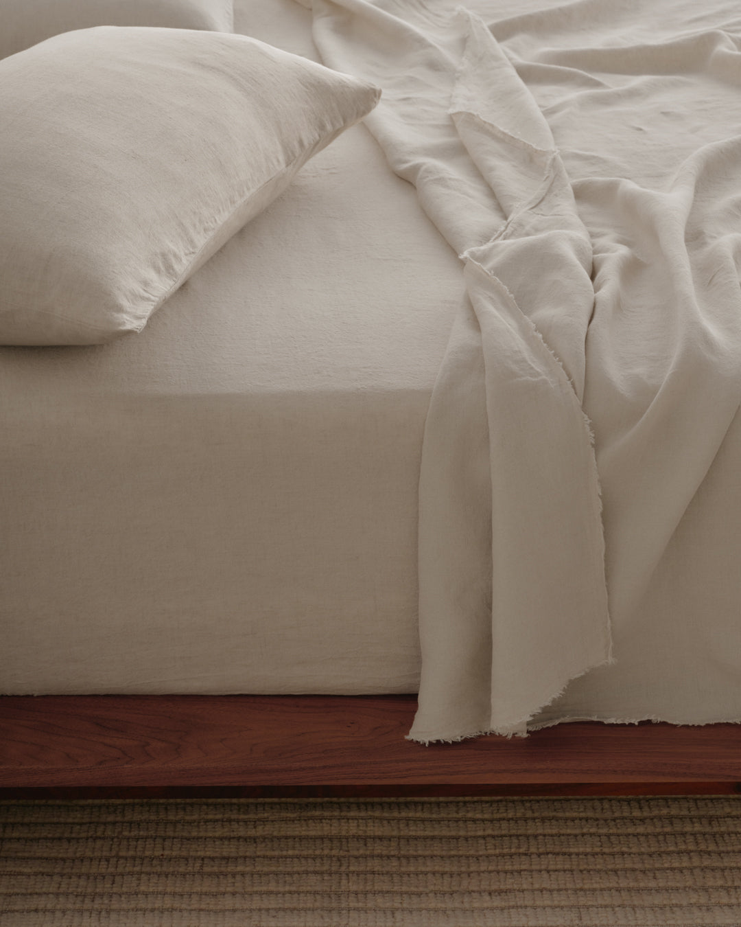 Basix Standard Pillowcase | Sable