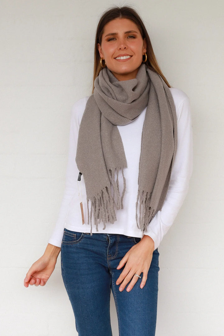 Scarf HH0111