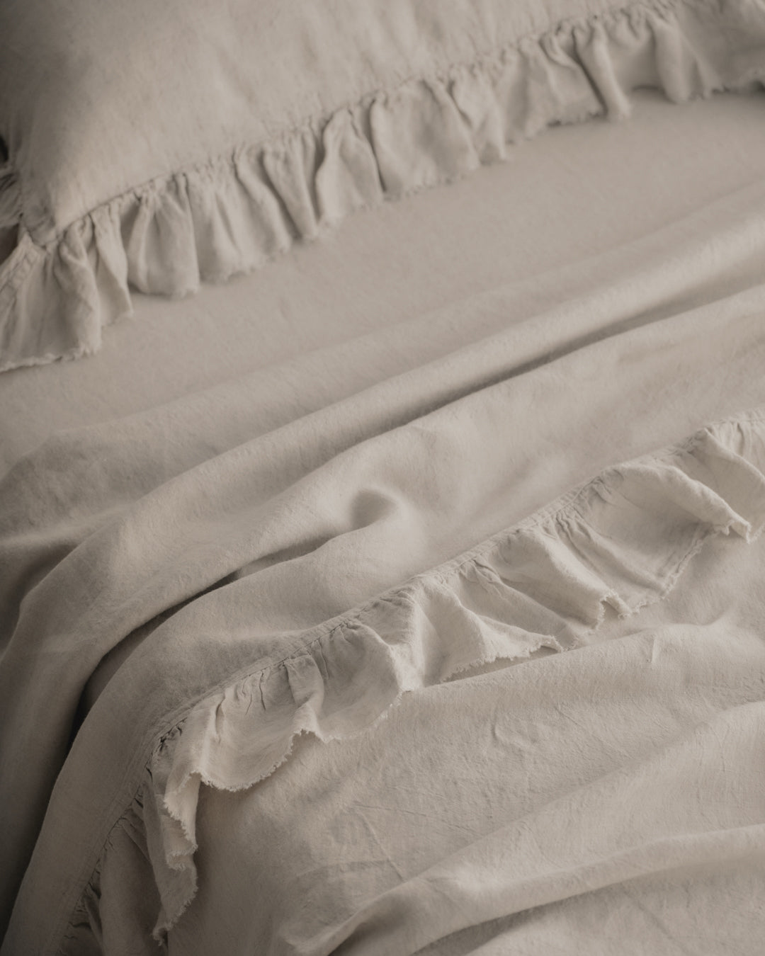 Kristine Flat Sheet + Ruffle | Sable
