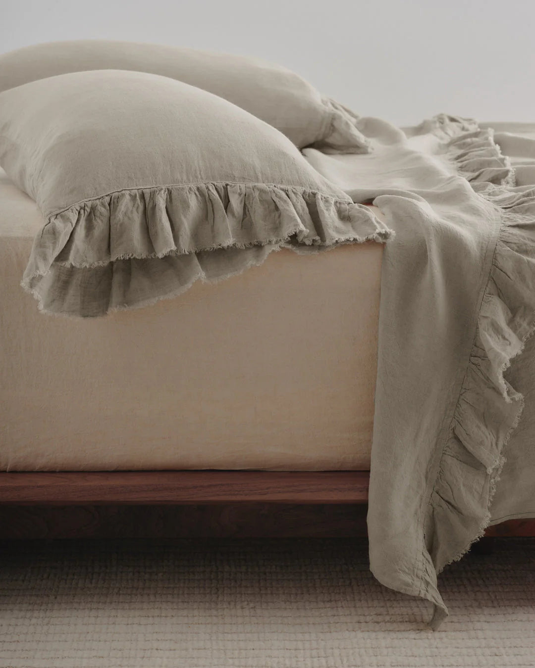 Kristine Standard Pillowcase + Ruffle | Cep