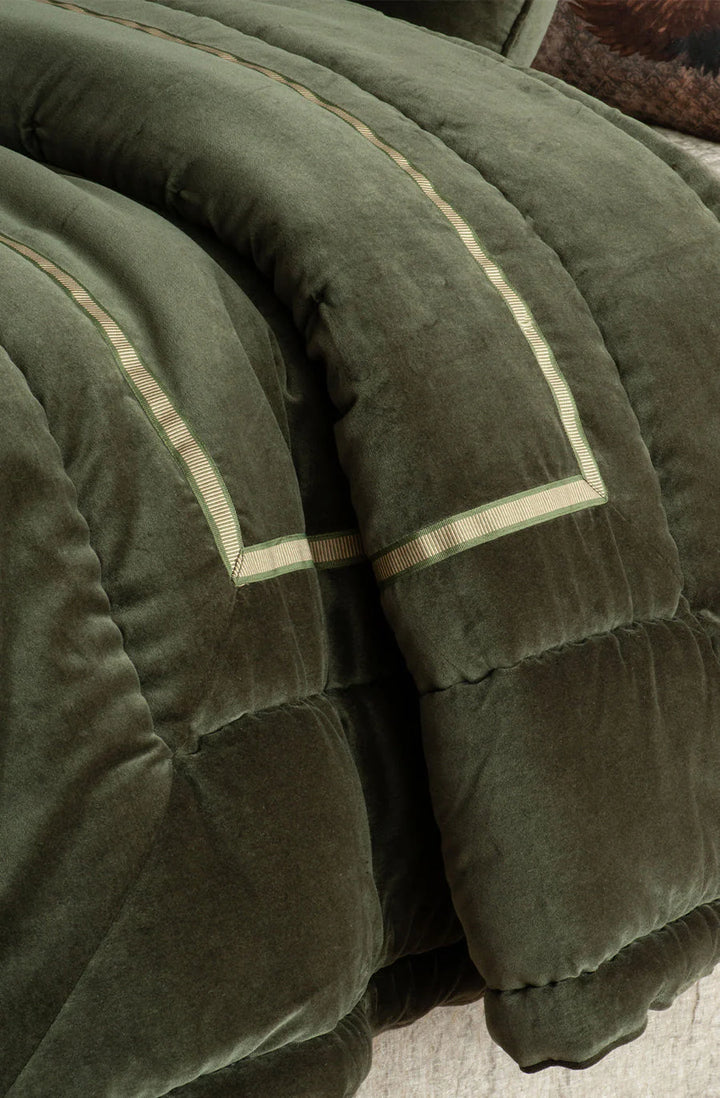 Luchesi Comforter | 200 x 200cm | Olive