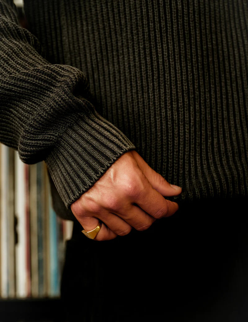 Simple | Fisher Knit | Black