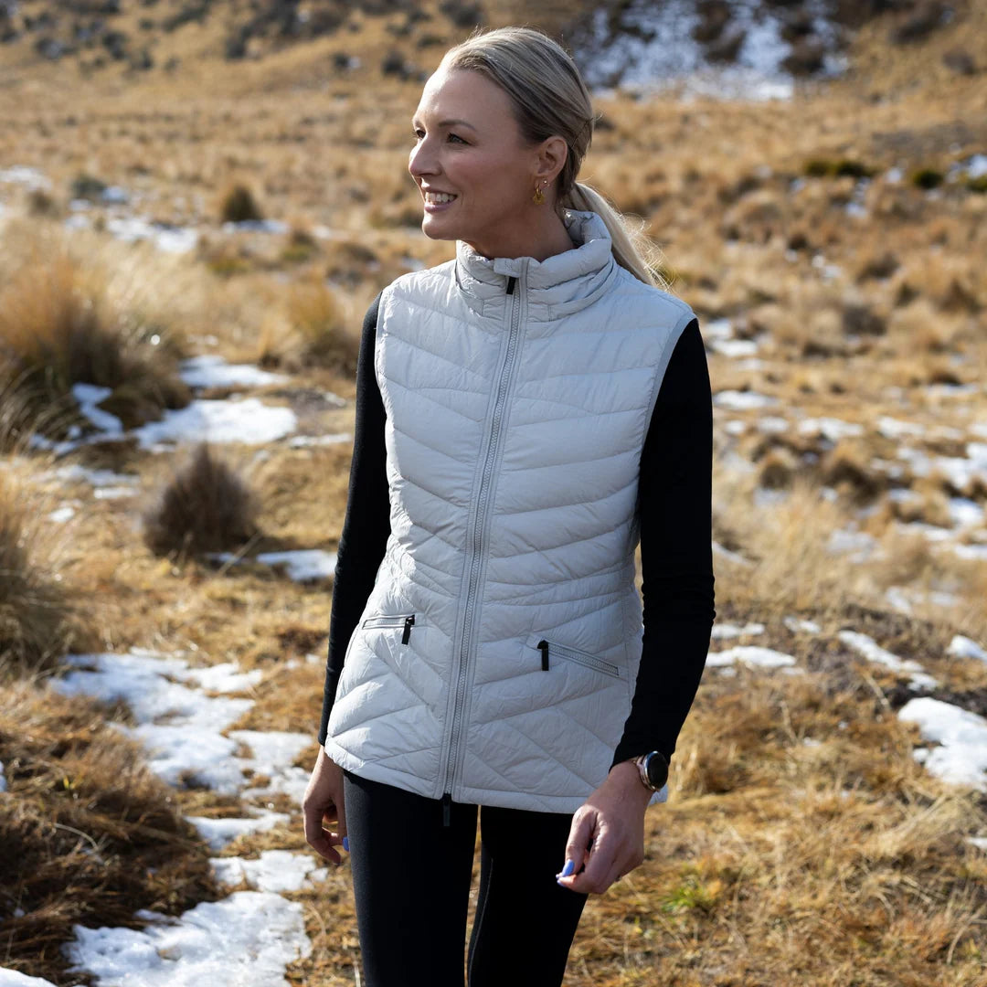 Moke | Mary Claire Packable Puffer Vest | Silver