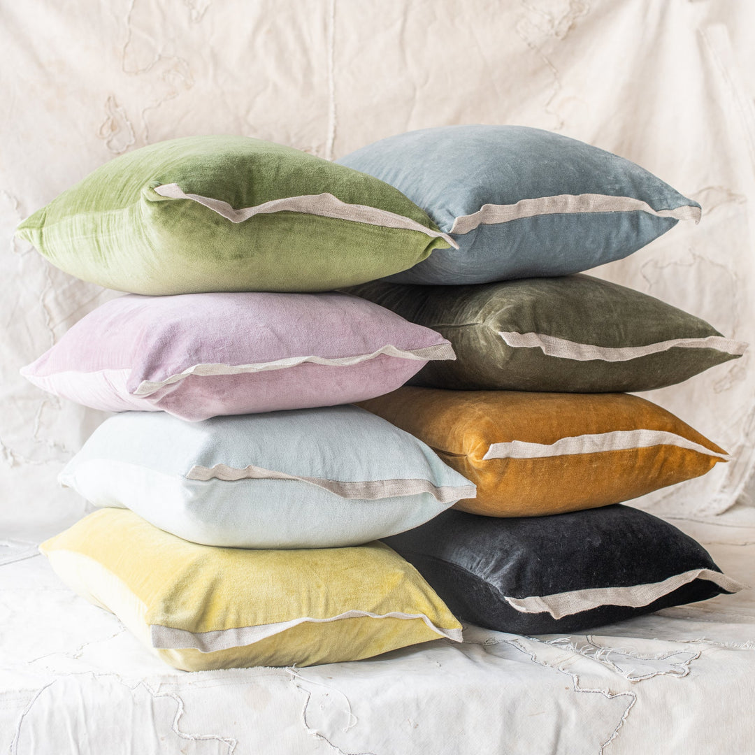 Medicis Cushion & Insert | Lichen | 35 x 50cm