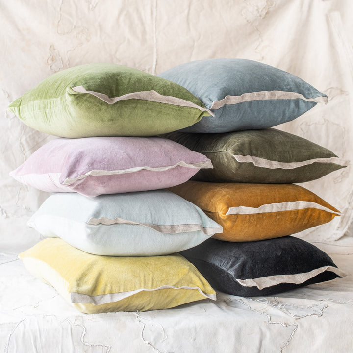 Medicis Cushion & Insert | Lichen | 35 x 50cm