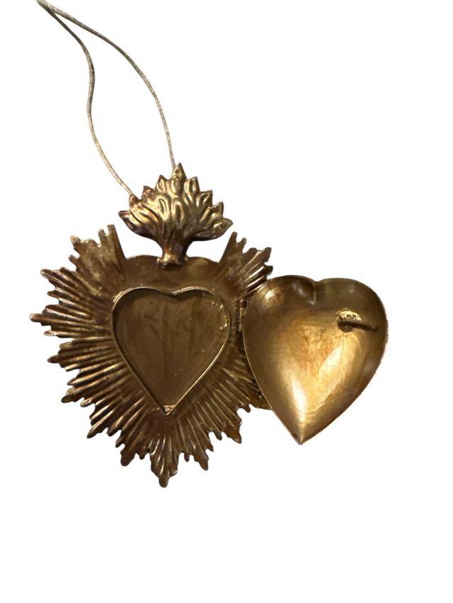 Antique Gold Secret Sacred Heart Ornament