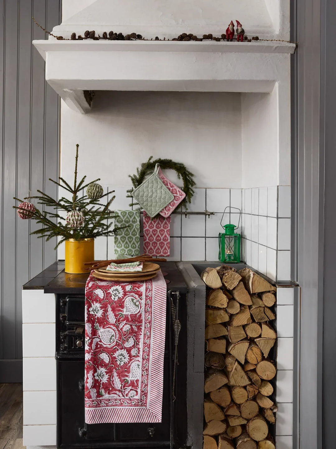 Pomegranate Cotton Tablecloth | Red | 150 x 350cm