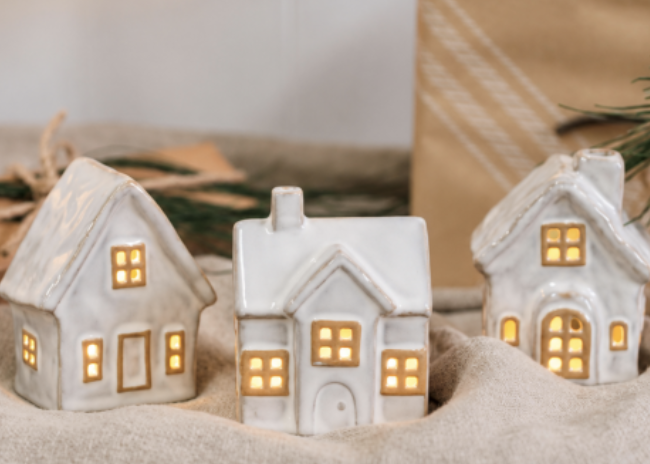 Lucia House | White/Cream | Assorted Designs