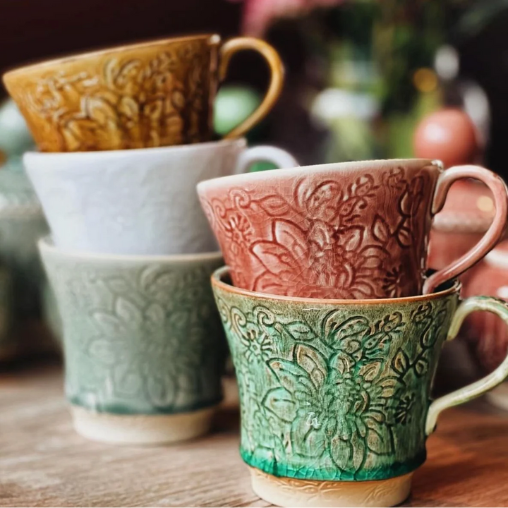 Arabesque Ceramic Tea Mug | White