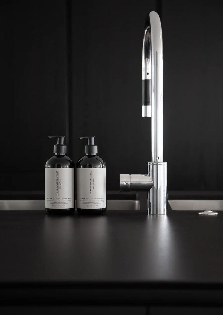 Therapy® Man Hand & Body Wash | Sea Salt & Sandalwood