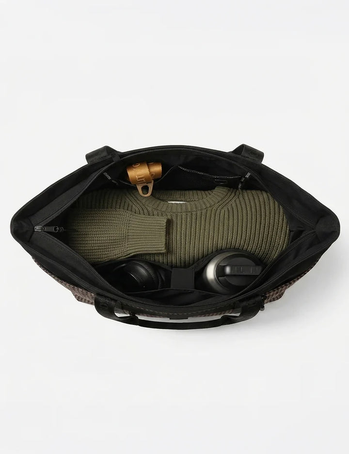 Simple | Jasper Houndstooth Weekender Bag | Charcoal/Tan