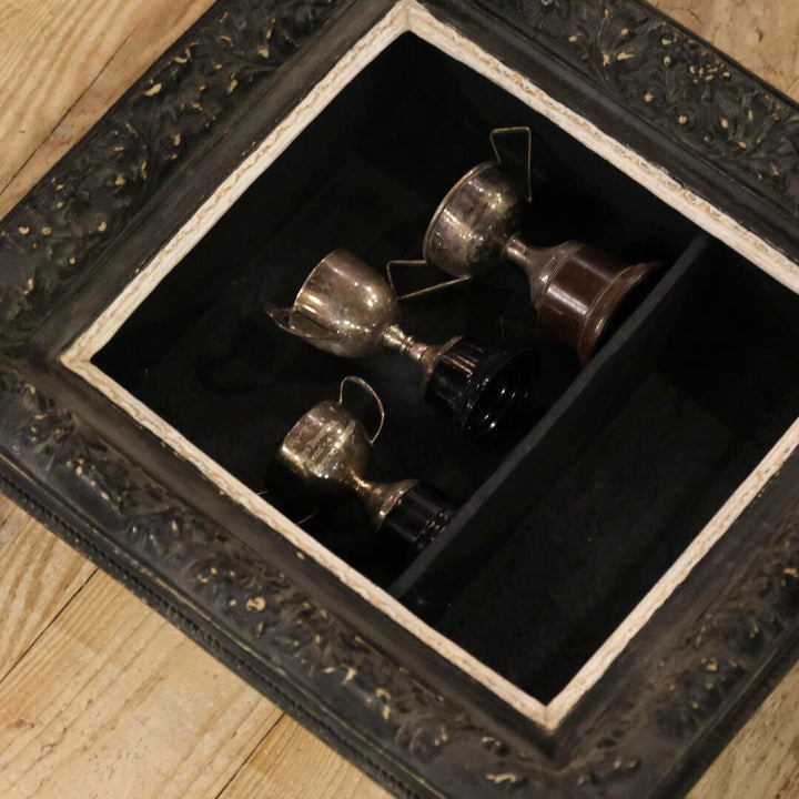 Modigliani Frame Cabinet | Black