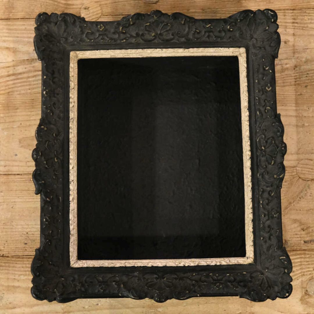 Montparnasse Louis XIV Frame Cabinet | Black