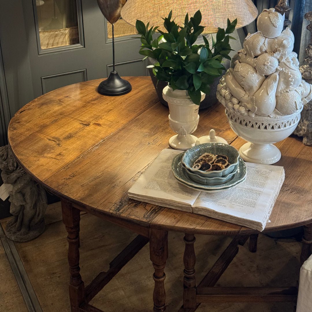 Antique English Cherry Wood Gateleg Table | Circa 1780 | 133cm L x 100cm W x 73cm H - Suzie Anderson Home