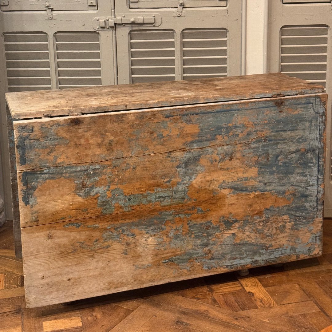 Antique Swedish Gateleg table | Painted | Circa 1890 | Sourced Paris - Suzie Anderson Home