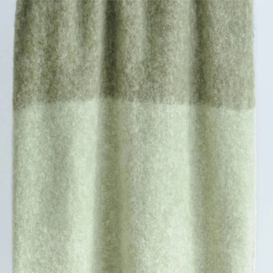 Arundel Wool Blend Throw | Spruce | 130 x 240cm