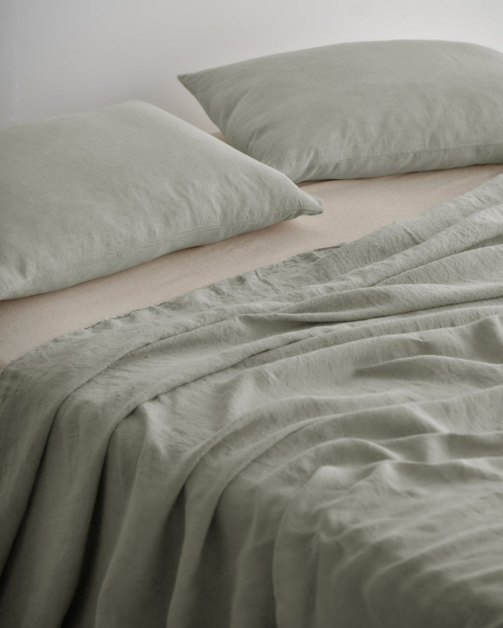 Basix Standard Pillowcase | Argent - Suzie Anderson Home