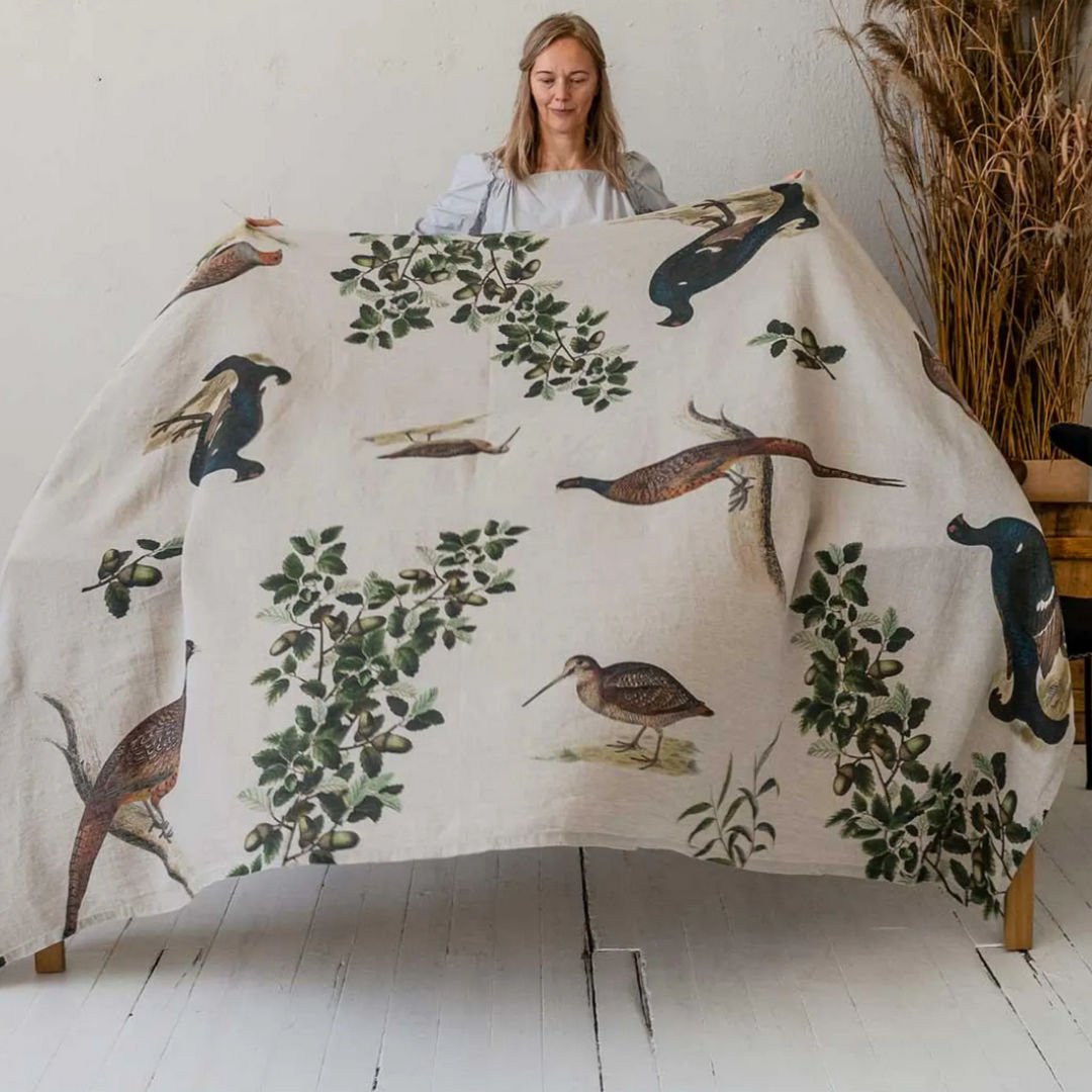 Forest Birds | Linen Tablecloth | 170 x 250cm