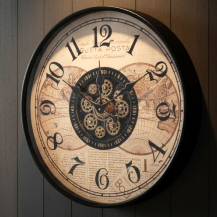 Vintage-Inspired Atlas Gear Wall Clock 60cm