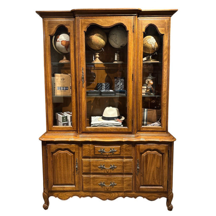 ESTATE | Thomasville American Oak Vintage Credenza and Hutch | As Is Condition