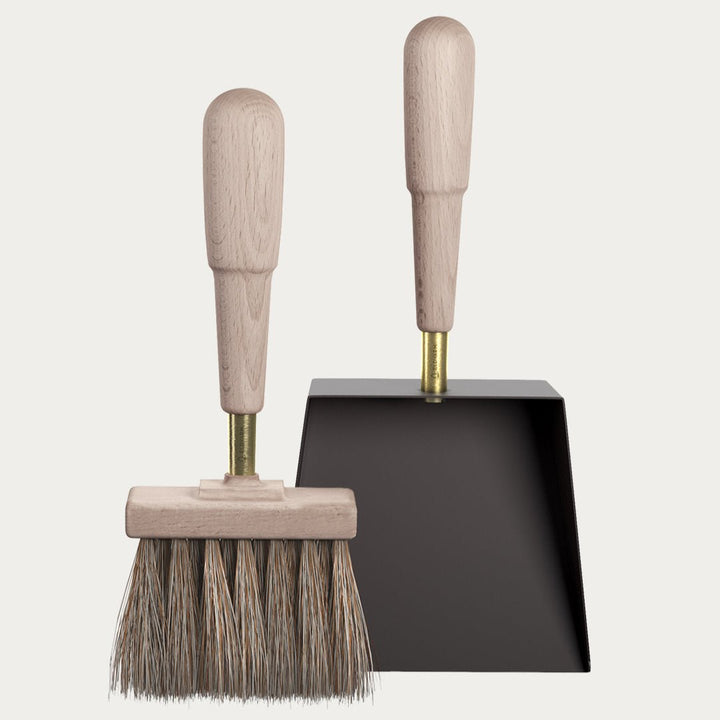 Eldvarm Emma Shovel &amp; Brush | Classique Beech - Suzie Anderson Home