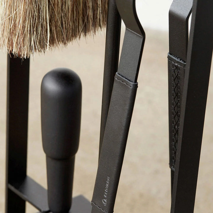 Eldvarm Emma Fire Set | Noir with Black Leather