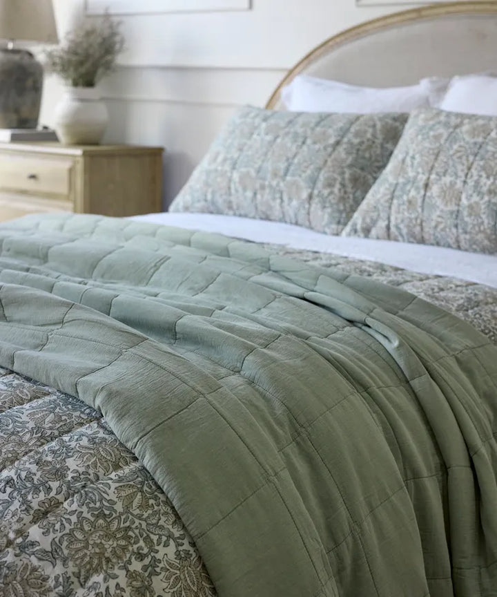 Frida Quilt | Sage | Small