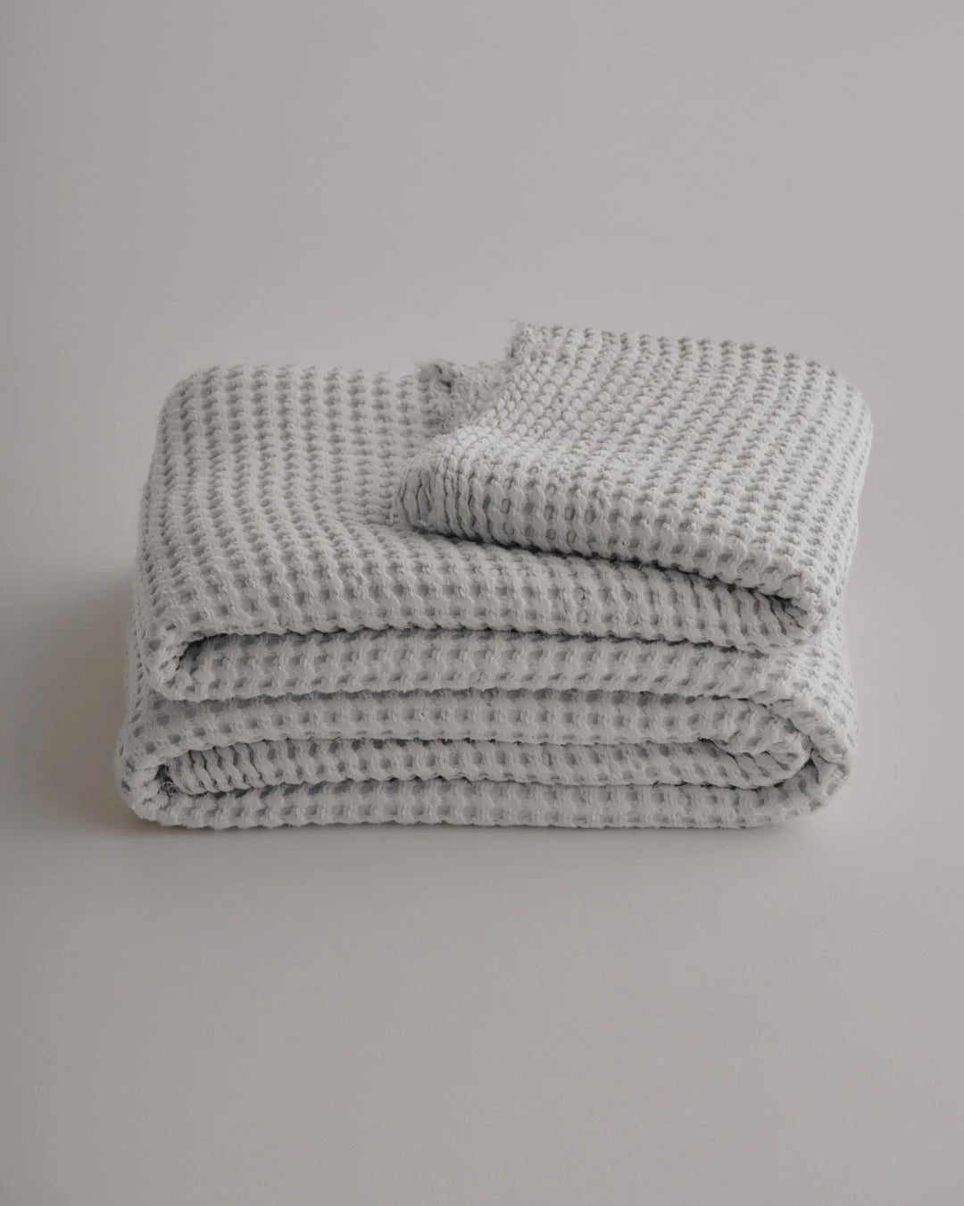 Flocca Linen Blanket | Fog | 230x260cm - Suzie Anderson Home