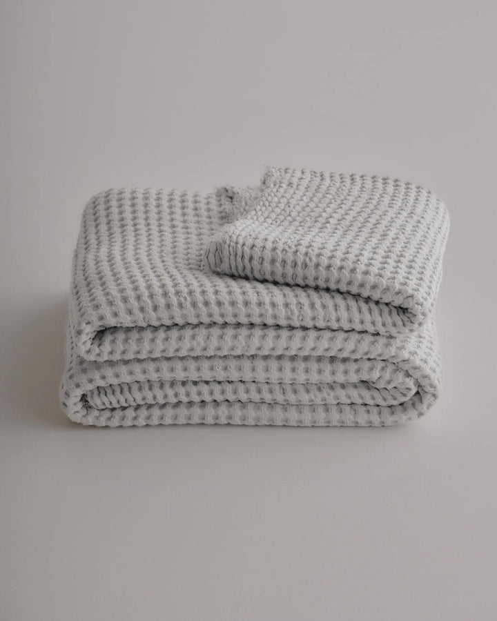 Flocca Linen Blanket | Fog | 230x260cm - Suzie Anderson Home