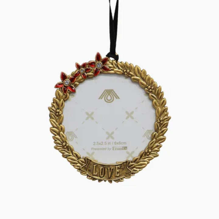 Hanging Round Frame | Love